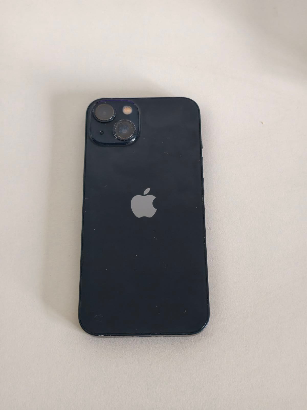 iPhone 13 128GB 1